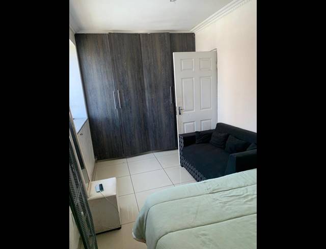 2 BEDROOM APARTMENT FOR SALE IN DURBAN CBD